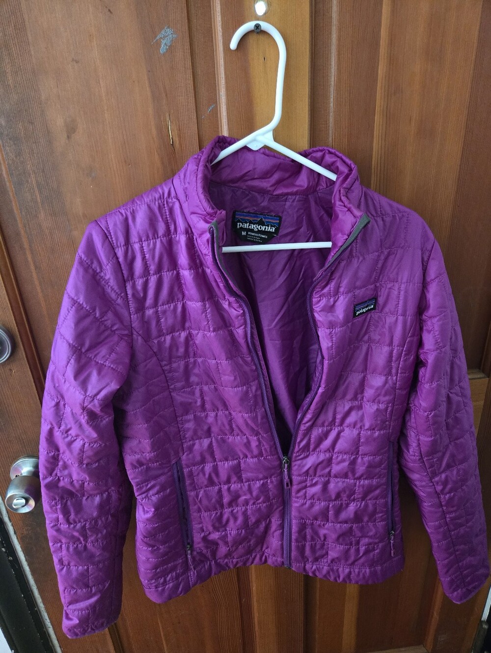 Patagonia Women's Quilted Puffer Jacket - Magenta - Picture 7 of 8
